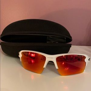 Oakley Sunglasses with case and tips